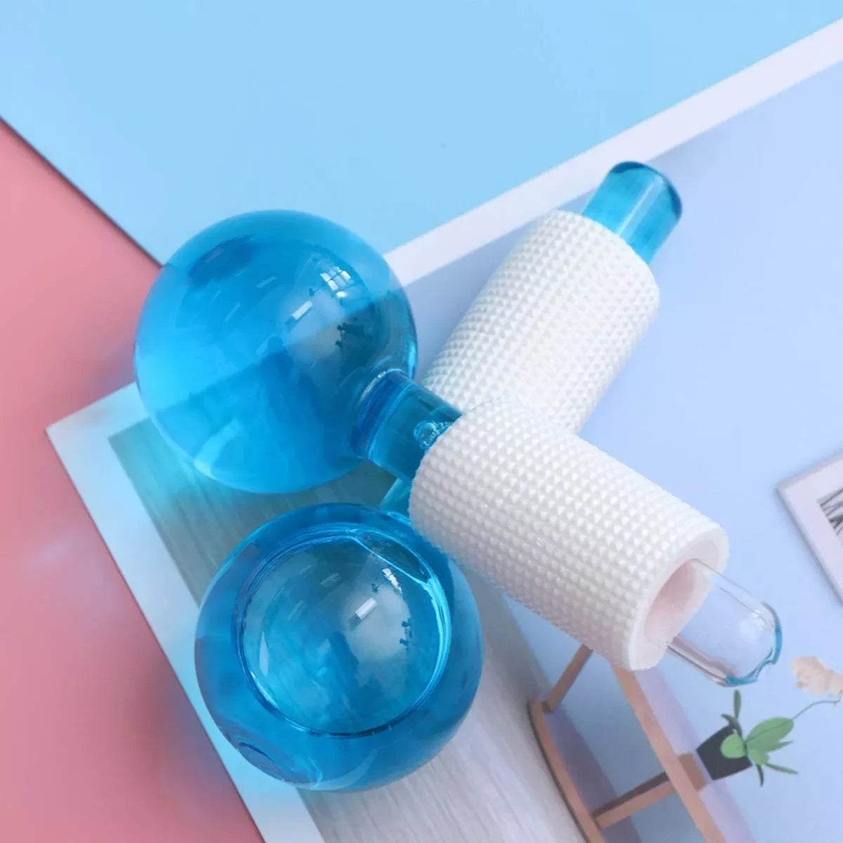 Ice Glow Therapy  ¡Despídete de las ojeras y despierta con un rostro radiante en 5 minutos!
